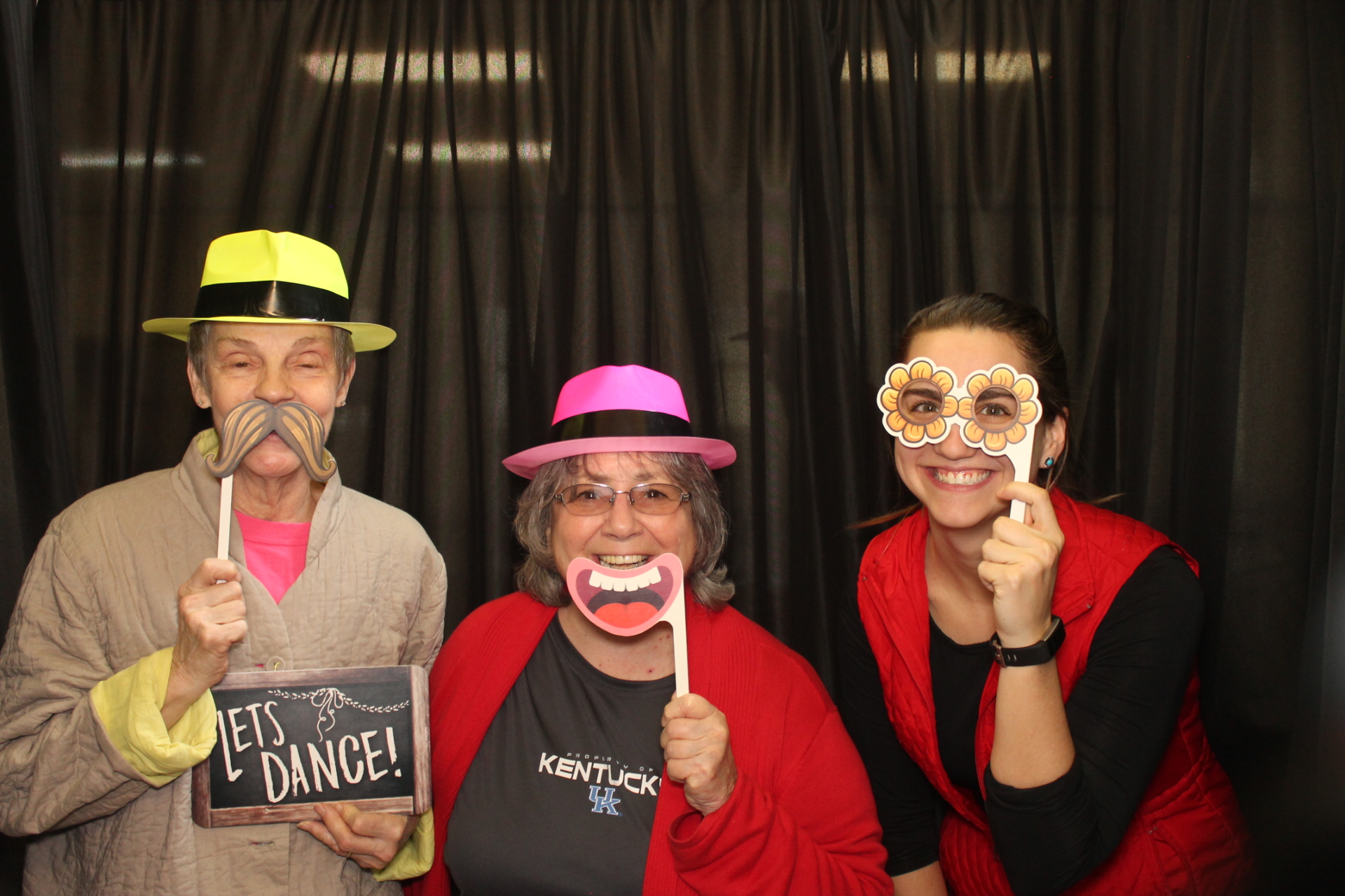 Central Connections Valentines Day | View more photos from the event at gallery.photoboothcincy.com/u/PhotoBoothCincy/Central-Connections-Valentines-Day